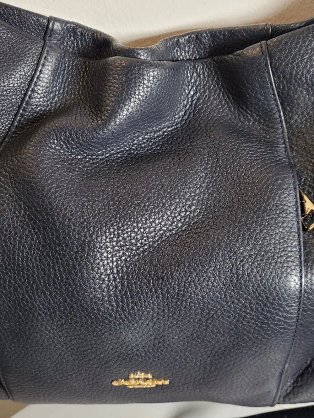 42. COACH dark navy pebbled hobo zip top shoulder bag gold hardware